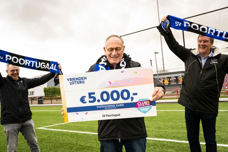 svportugaalontvangtchequevan5.000eurovanvriendenloterij.jpg